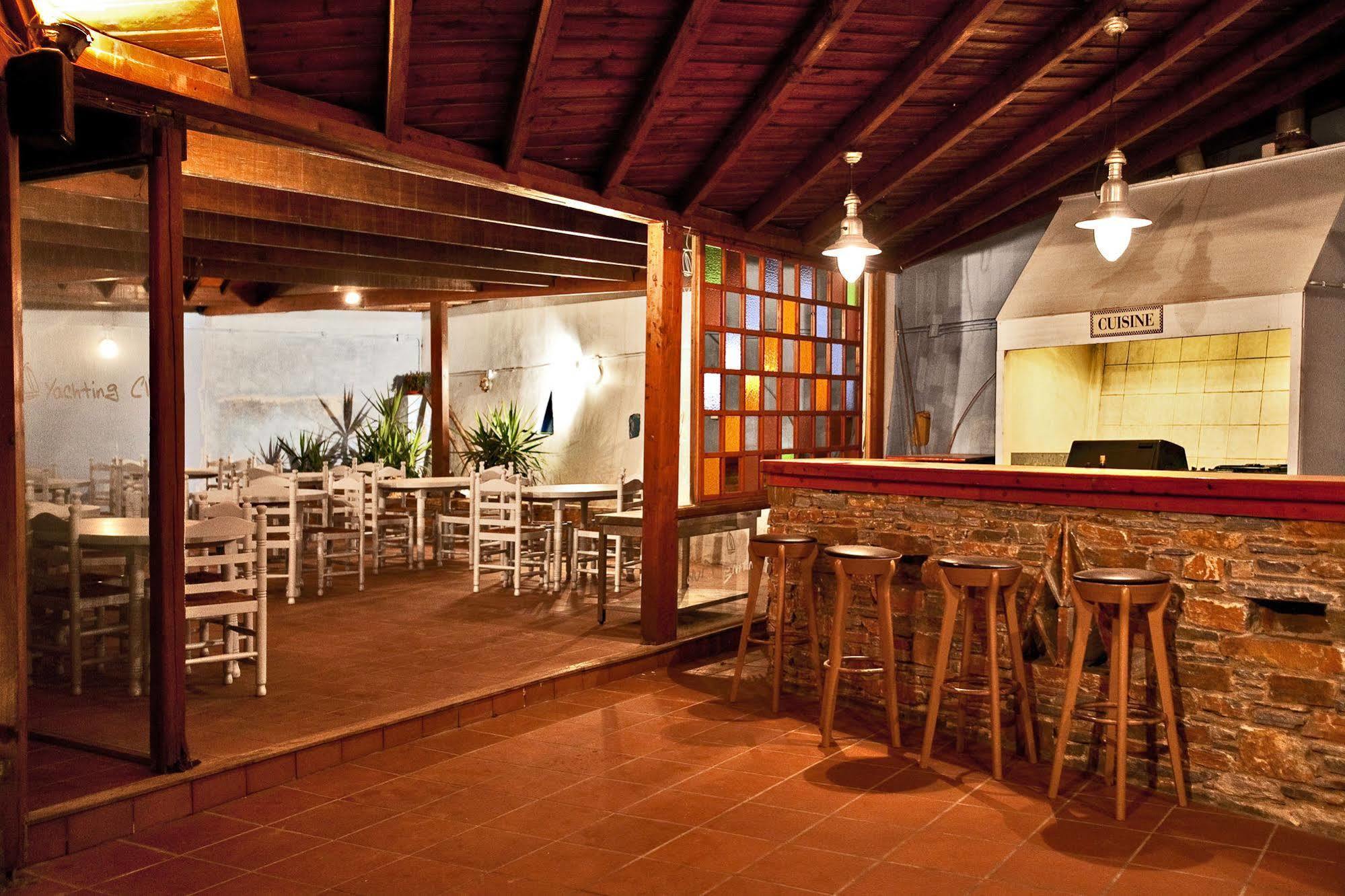 Tínos Aeolos Bay Hotel מסעדה תמונה